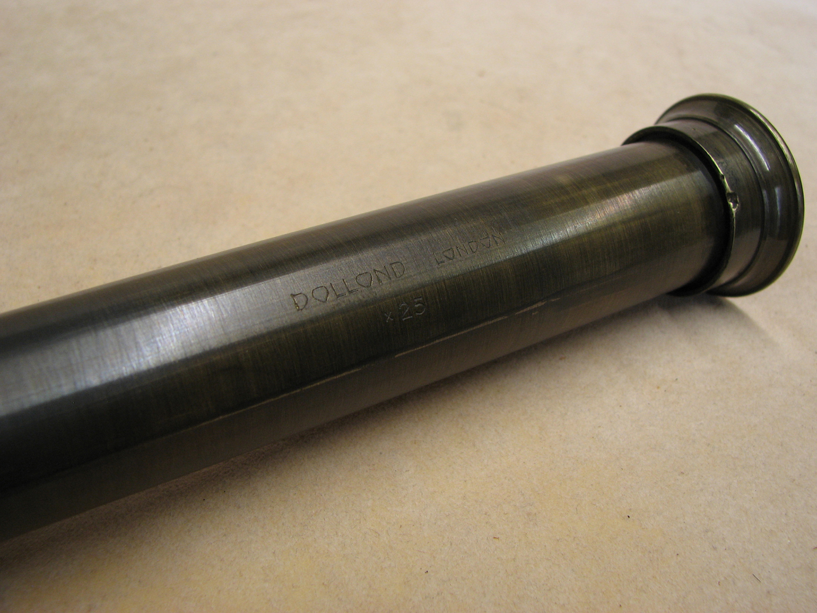Dollond 3 draw field telescope with 25x magnification